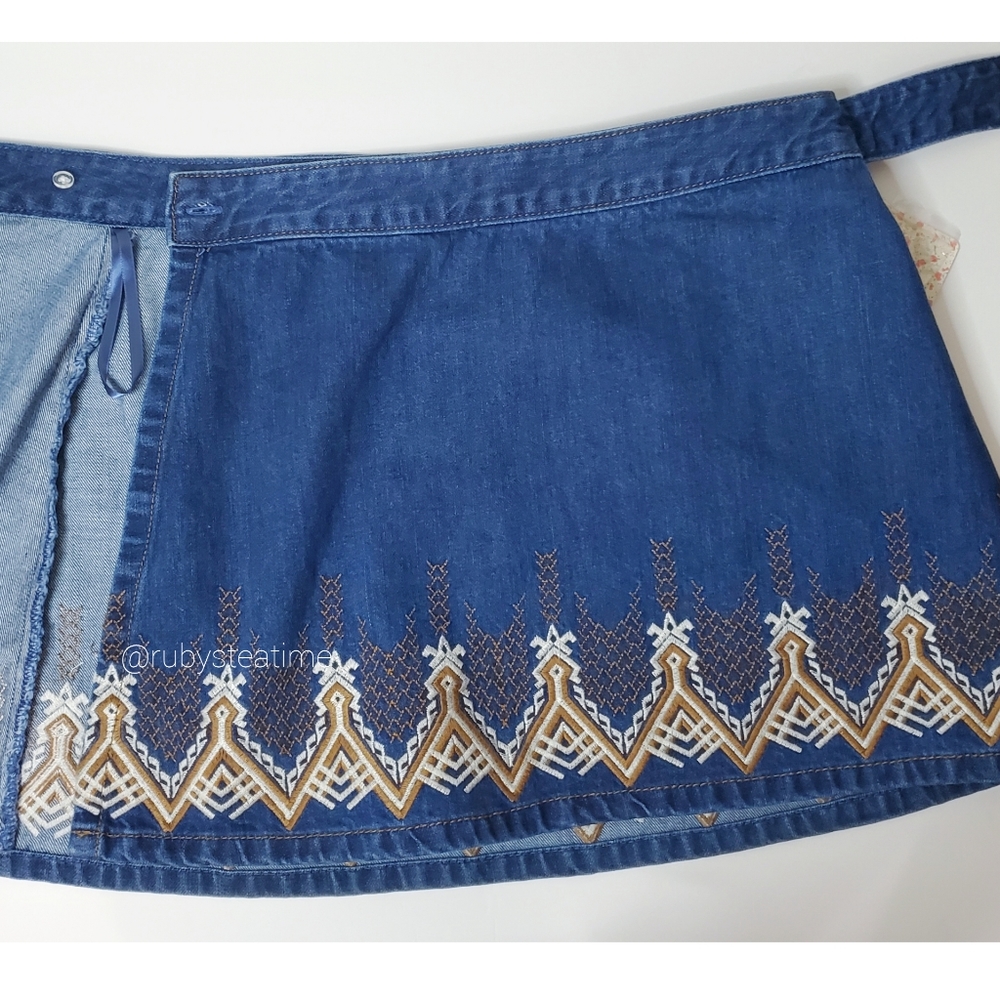 FREE PEOPLE Denim Wrap Tie Skirt, Aztec Boho Embroidery, Hendrix Skirt, NWT - Picture 6 of 9